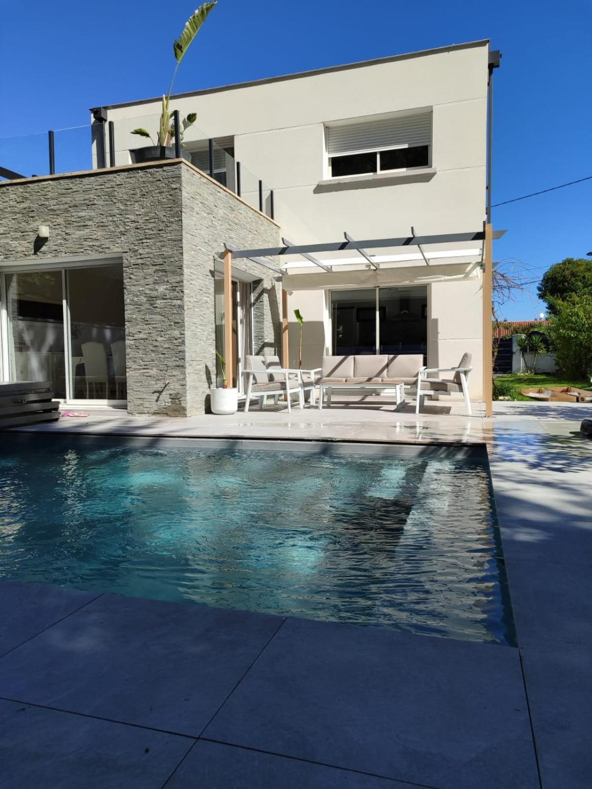Maison Contemporaine ฟลัวแรค ภายนอก รูปภาพ